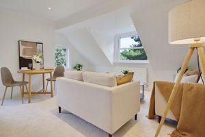 Open Plan Lounge/Diner- click for photo gallery